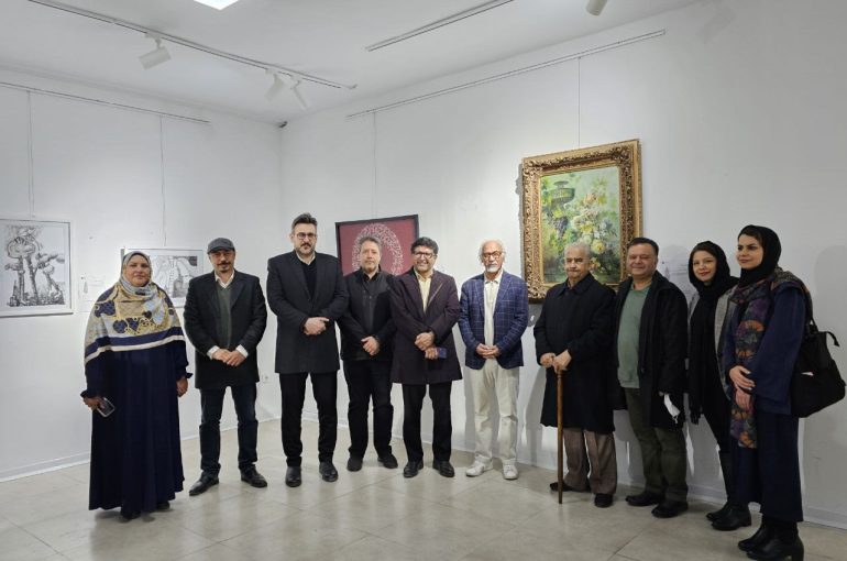 جشنواره تجسمی فجر برگزاری نمایشگاه به همت شورای عکاسی 👇